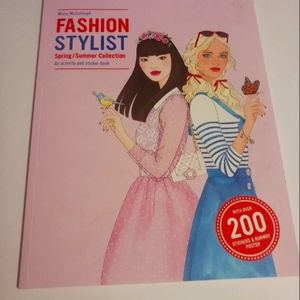 Fashion Stylist Book